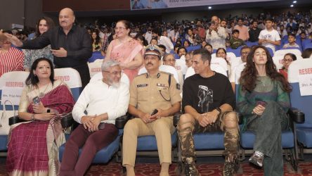 Dr. Faruk G. Patel, together with Vispy Kharadi, Disha Patani, and Akshay Kumar, attended the 15th International Kudo Tournament held at the Surat VNSGU Convention Center. When Dr. Faruk G. Patel received a certificate of honor By Akshay Kumar