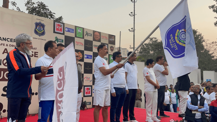 Dr. Faruk G. Patel flags off “Say No To Drugs” Marathon at World Cancer Day