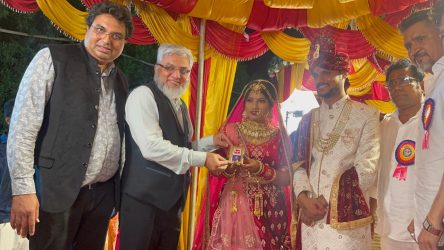 Dr. Faruk G. Patel blesses couples in mass wedding ceremony with gold