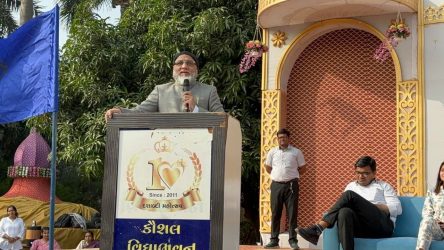 Dr. Faruk G. Patel participated in the Annual Sports Fest as chief guest at Kaushal Vidyabhavan, Surat.