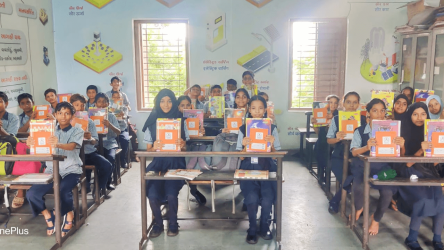 KP Human Development Foundation Distributed Notebooks to Primary School No. 149 and 105 of Surat.