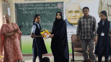 KP Human Development Foundation Distributed Notebooks to Primary School No. 149 and 105 of Surat.